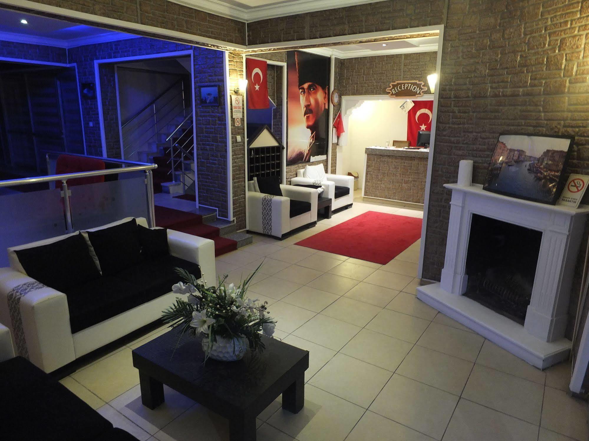 Ada Butik Hotel 쿠사다시 외부 사진
